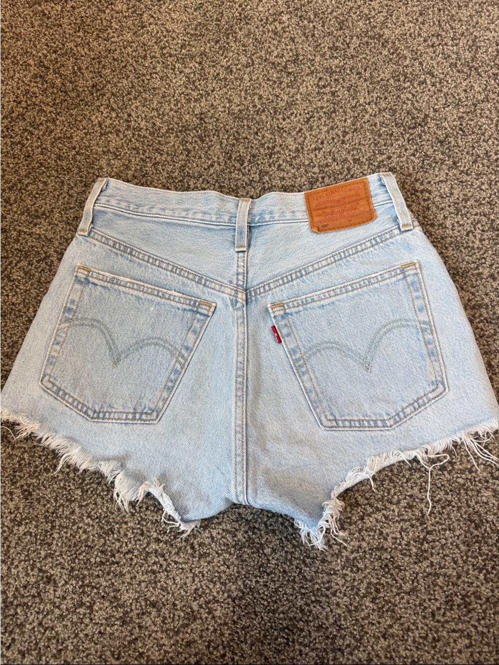 Levi's Light Blue 501 Denim Shorts - Picture 2 of 2